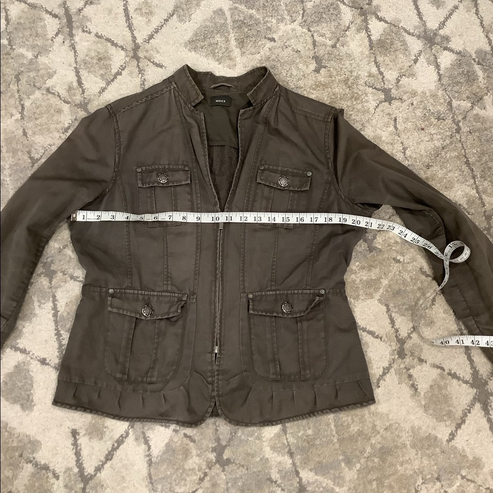 Ladies utility jacket 🧥 - Picture 7 of 10